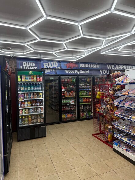 More Photos Of 11089 E Sardis Rd, Mabelvale Service Station For Sale