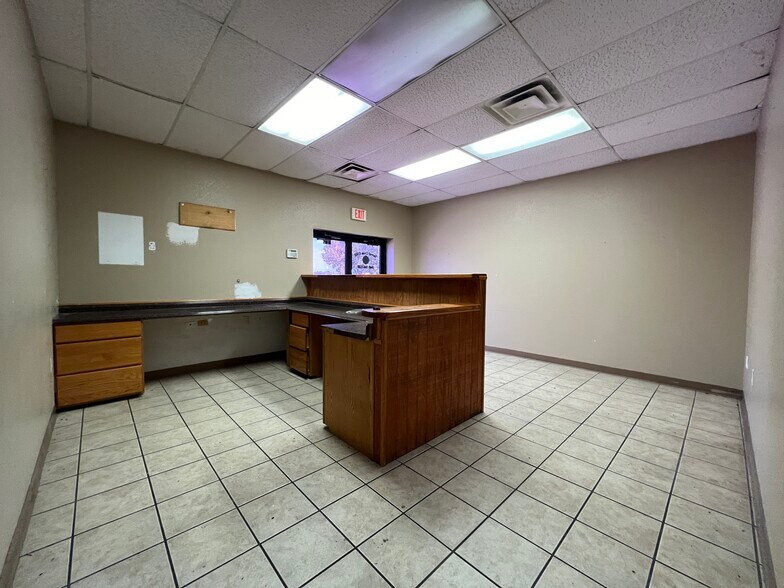 More Photos Of 2341 N Masch Branch Rd, Denton Warehouse For Lease