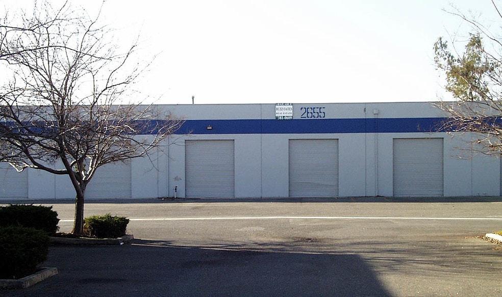 More Photos Of 2655 Land Ave, Sacramento Warehouse For Lease