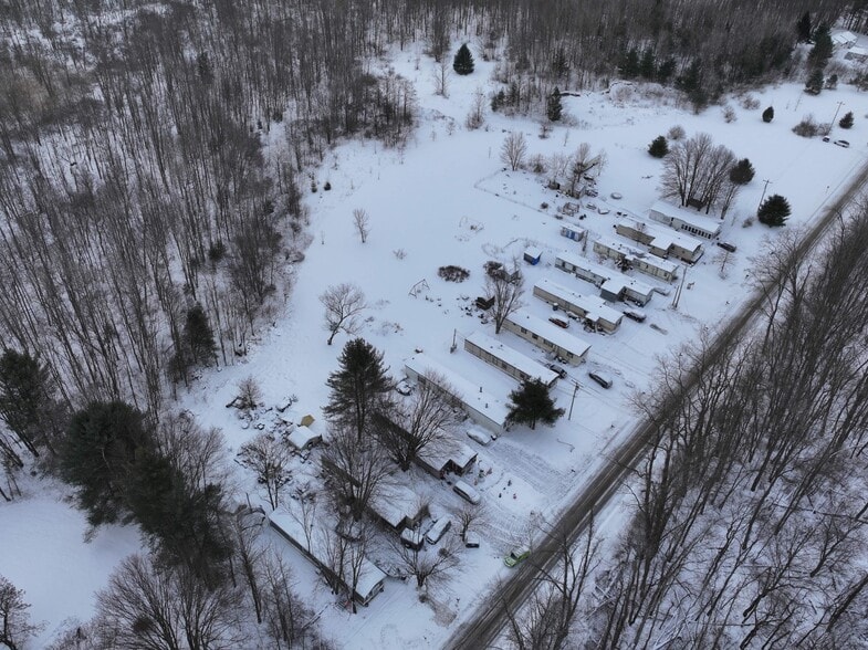 More Photos Of 42 Island Rd, Phoenix Multifamily For Sale