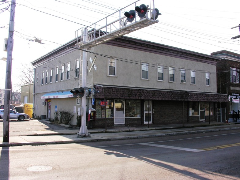 Primary Photo Of 530-534 Waverly St, Framingham Apartments For Sale