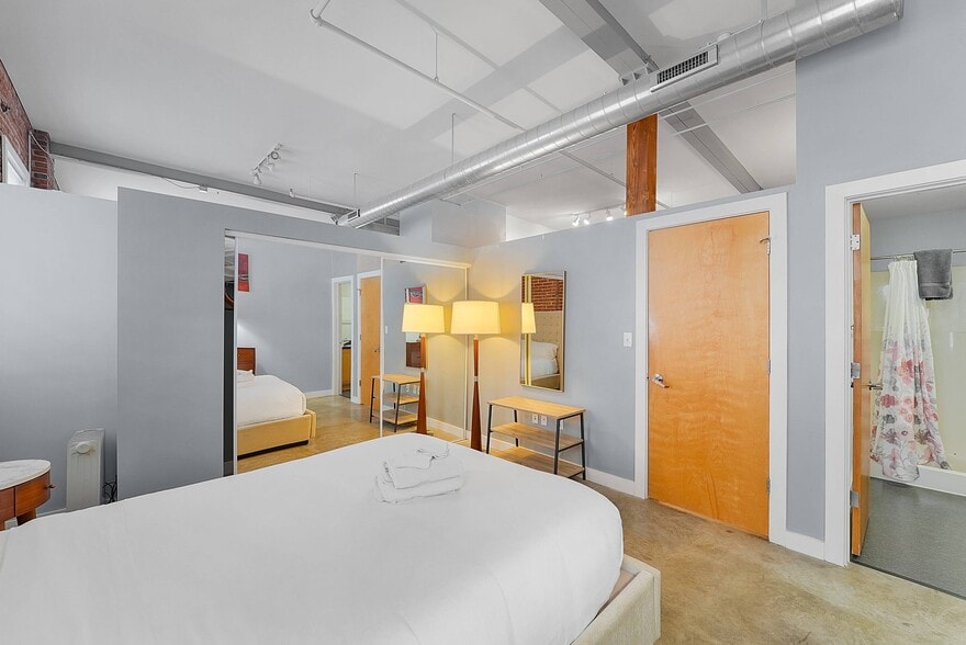 More Photos Of , Saint Louis Multifamily For Sale