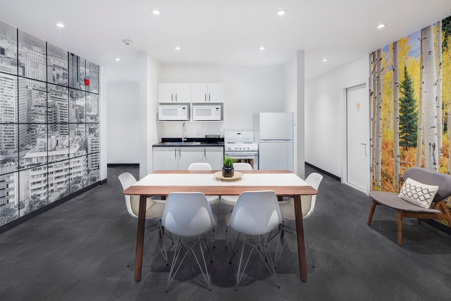 More Photos Of 1290 Av Des Pins O, Montréal Apartments For Sale