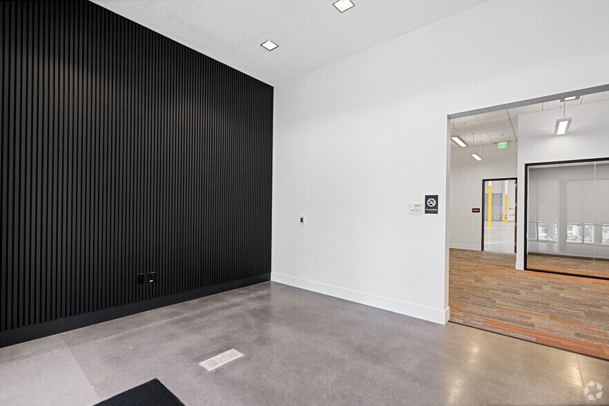 More Photos Of 3211 Mission Oaks Blvd, Camarillo Unknown For Lease