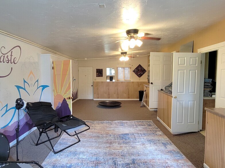 More Photos Of 50158 Eagles Way, Mesa Hospitality For Sale