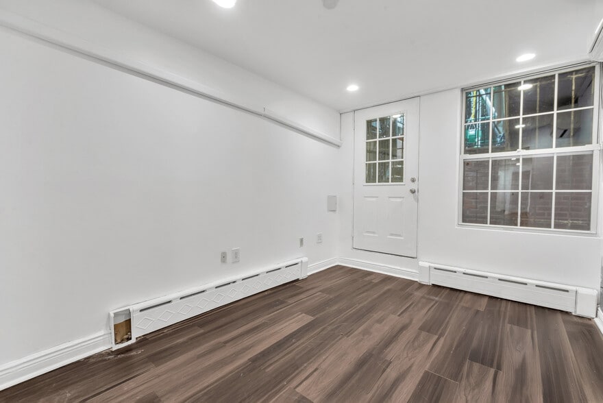 More Photos Of 244 E 32nd St, New York Apartments For Lease