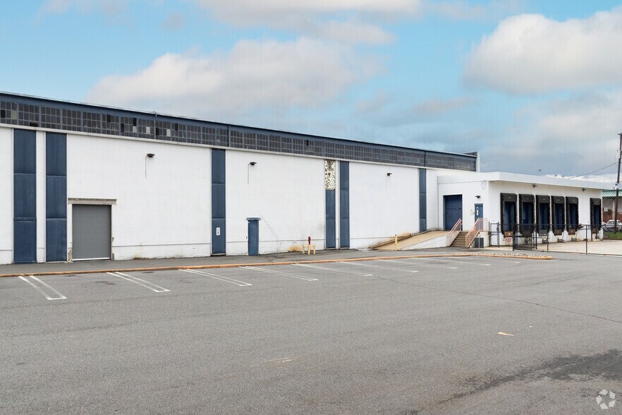 More Photos Of 711 Lidgerwood Ave, Elizabeth Manufacturing For Sale
