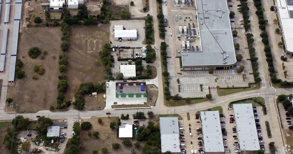 More Photos Of 2433 Tarpley Rd, Carrollton Warehouse For Lease