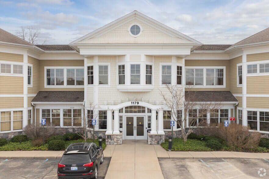 More Photos Of 1179 E Paris Ave SE, Grand Rapids Medical For Lease