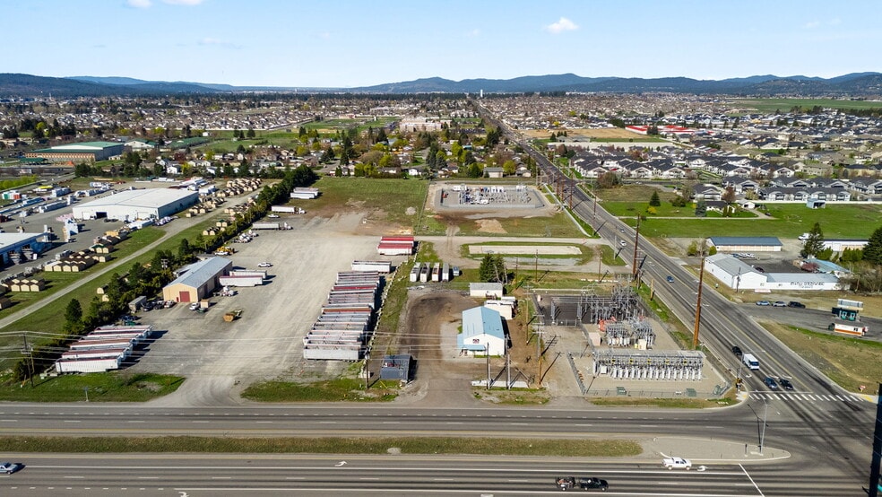 More Photos Of 11445 N Reed Rd, Hayden Warehouse For Lease