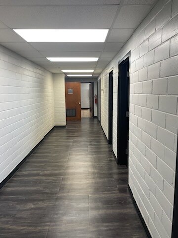 More Photos Of 111 NE 26th St, Oklahoma City Office For Lease