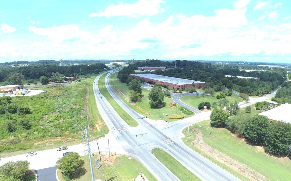 More Photos Of 5974 US Highway 129 N, Pendergrass Warehouse For Lease