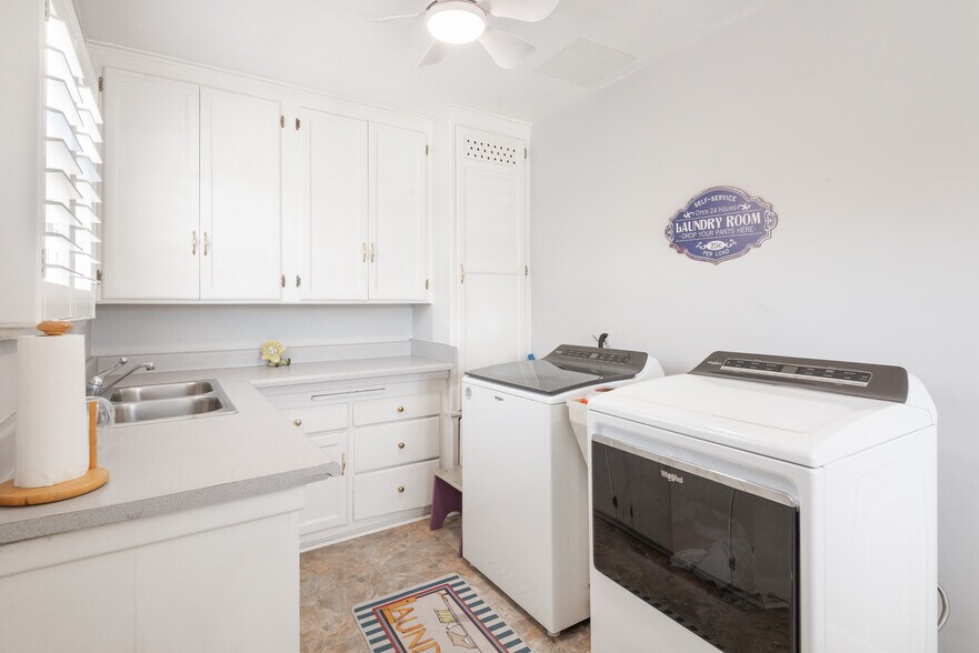More Photos Of 1633 Del Amo Blvd, Torrance Skilled Nursing Facility For Sale