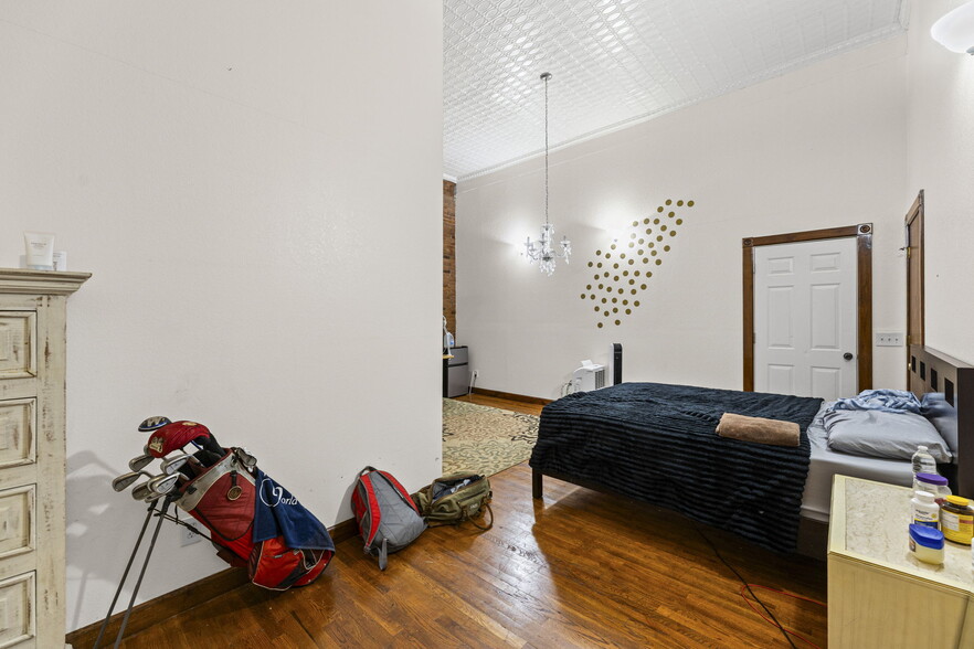 More Photos Of 415 W Madison Ave, Iola Restaurant For Sale
