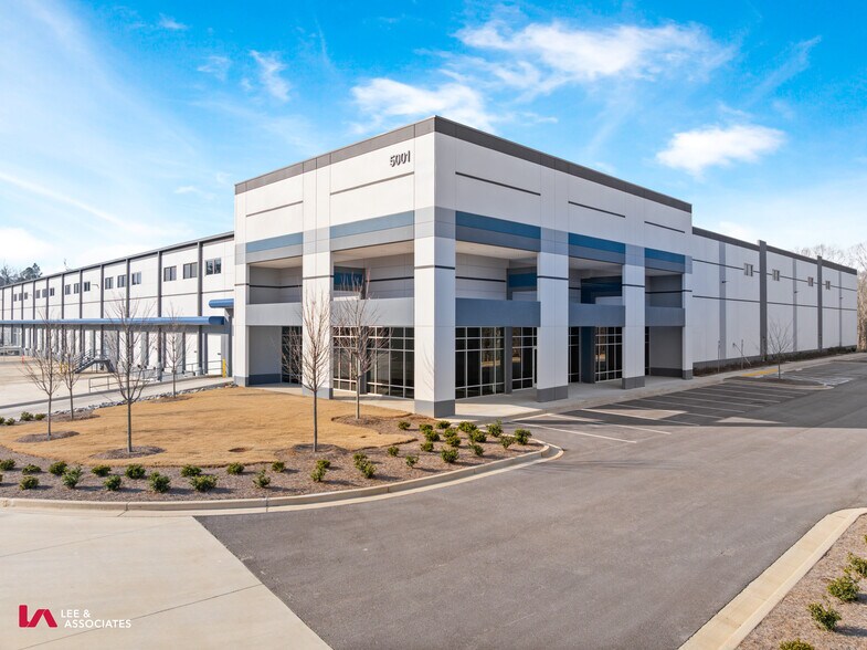 More Photos Of 5001 N Commerce Dr, College Park Warehouse For Lease
