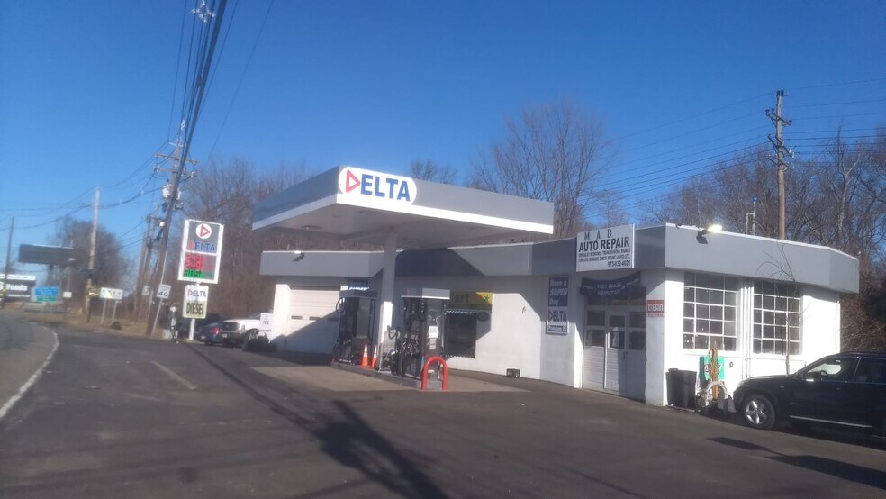 Primary Photo Of 20 State Route 23, Wayne Service Station For Sale