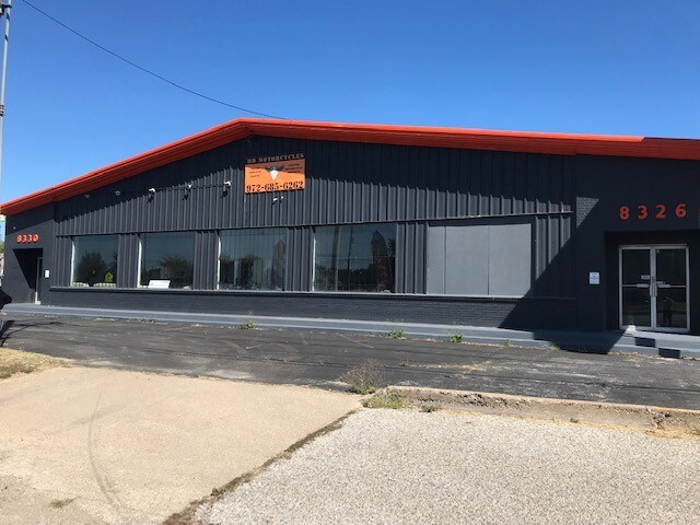 Primary Photo Of 8326-8330 Harry Hines Blvd, Dallas Auto Repair For Lease