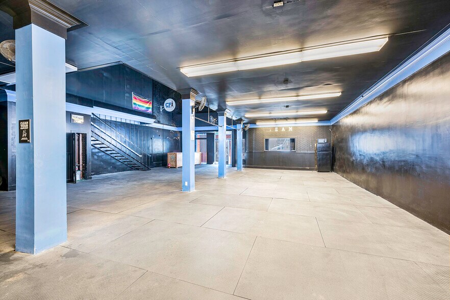 More Photos Of 219 E Broadway, Long Beach Storefront For Lease