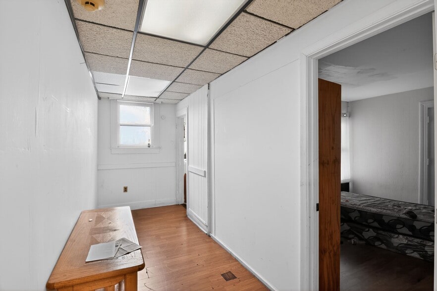 More Photos Of 920 N Salisbury Blvd, Salisbury Storefront Retail Residential For Sale