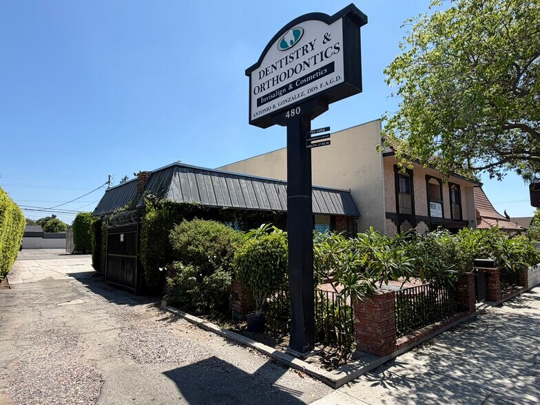 More Photos Of 480 S Rosemead Blvd, Pasadena Office For Sale