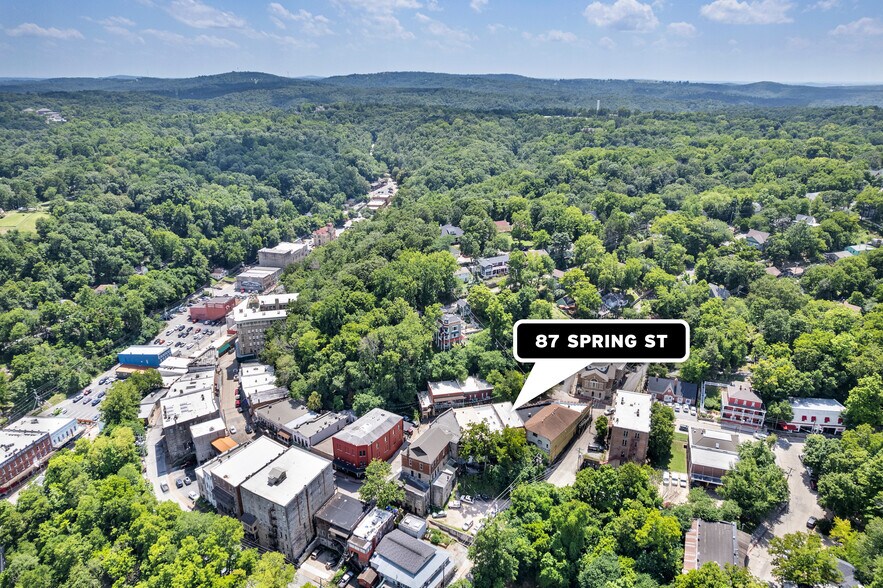 More Photos Of 87 Spring St, Eureka Springs Storefront Retail Residential For Sale