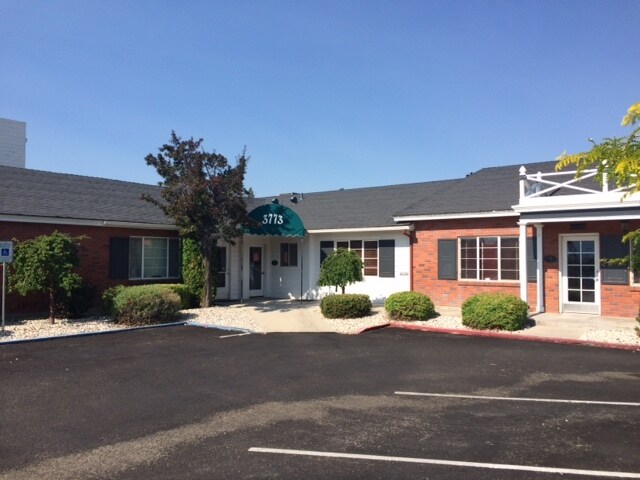 Primary Photo Of 3773 Baker Ln, Reno Medical For Lease