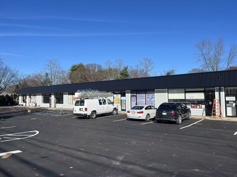 More Photos Of 155-173 Smithtown Blvd, Nesconset Freestanding For Lease