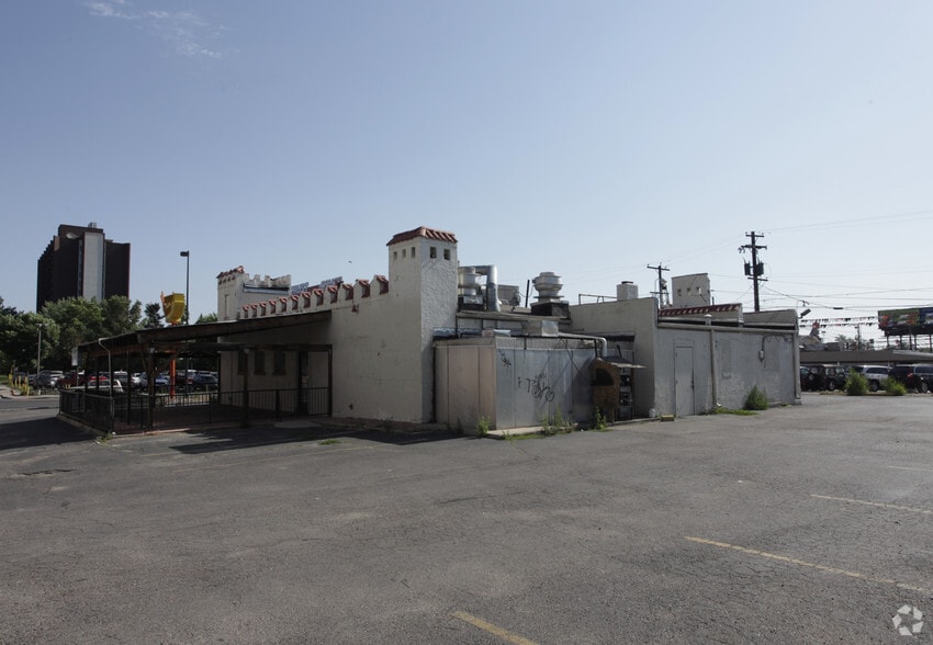 More Photos Of 4930 W Colfax Ave, Denver Restaurant For Sale