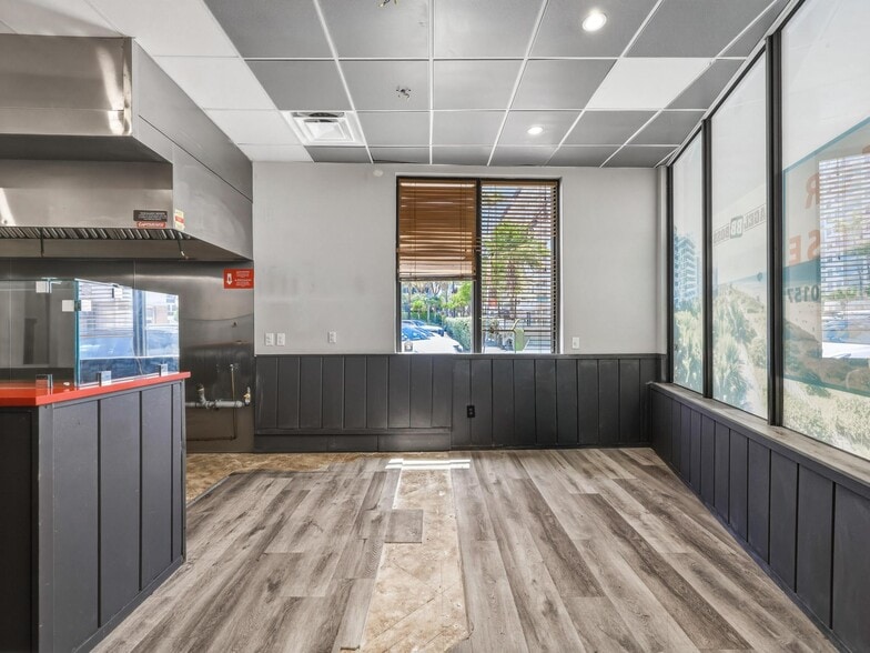 More Photos Of 225 95th St, Surfside Storefront For Lease