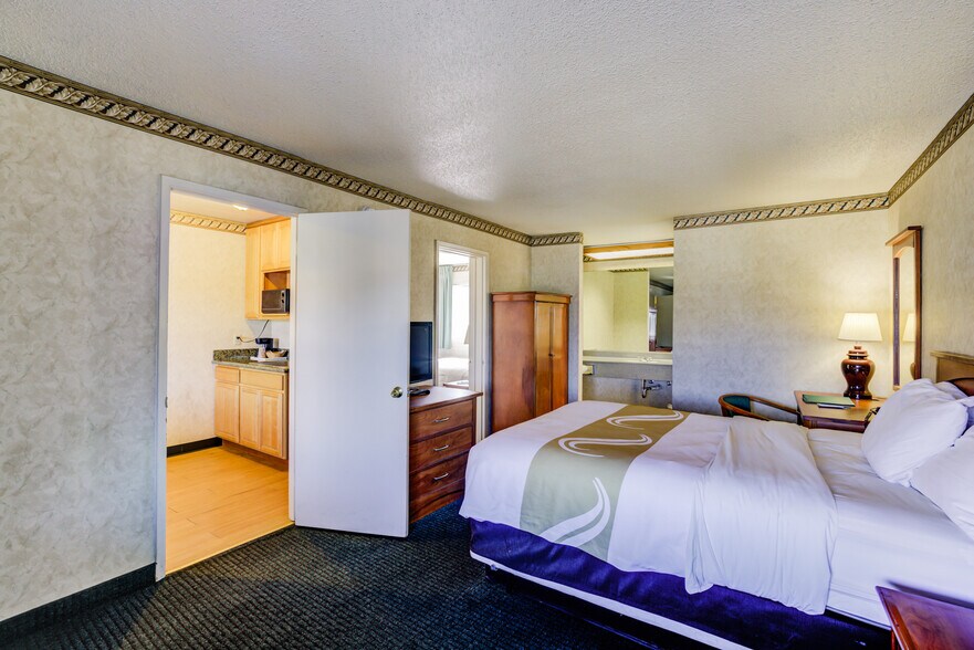 More Photos Of 2930 El Camino Real, Santa Clara Hotel For Sale