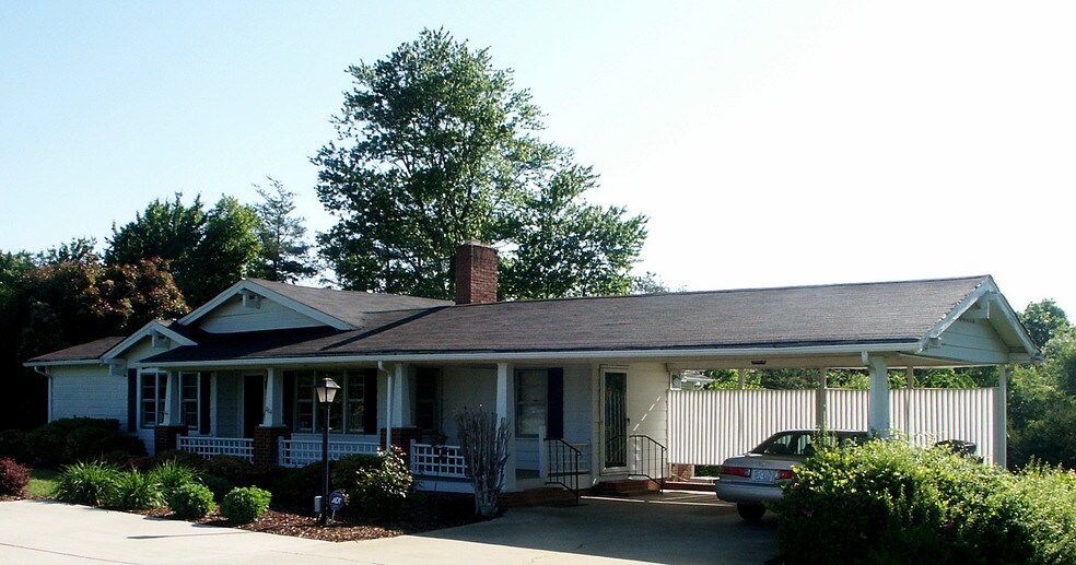 Primary Photo Of 2614 N Highway 16, Denver Office For Lease