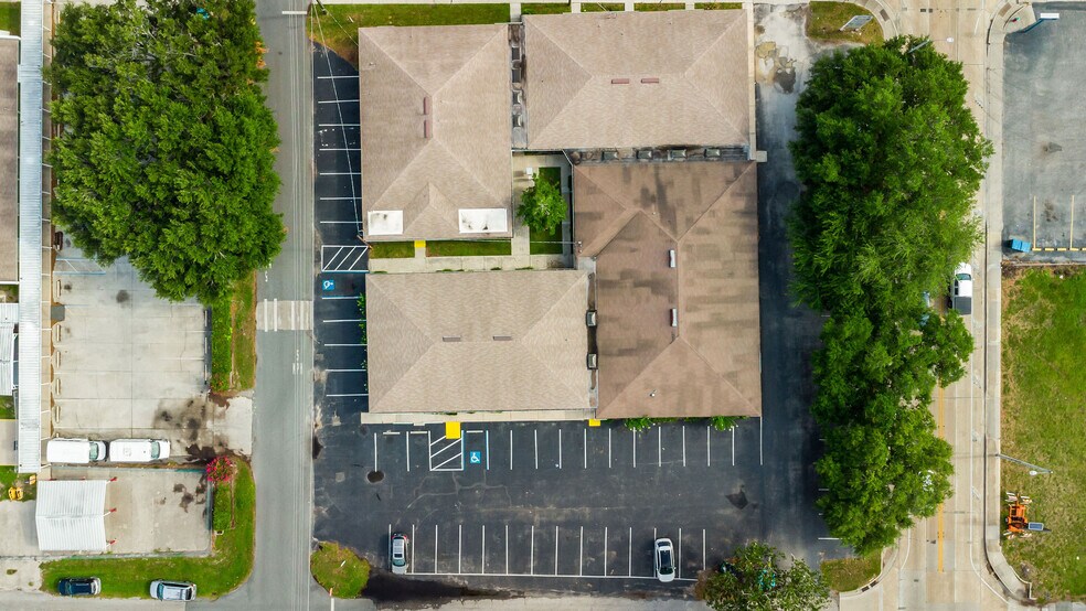 More Photos Of 260 S Marion Ave, Lake City Office For Sale