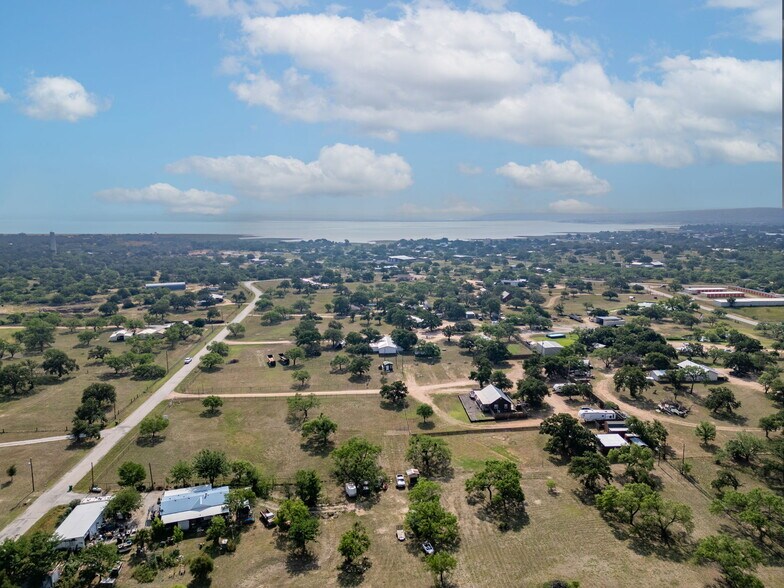 More Photos Of 310 Cortez Trl, Buchanan Dam Trailer Camper Park For Sale