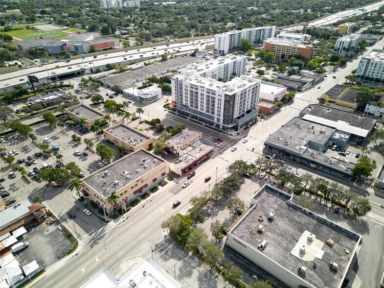 More Photos Of 6211 NW 7th Ave, Miami General Retail For Lease