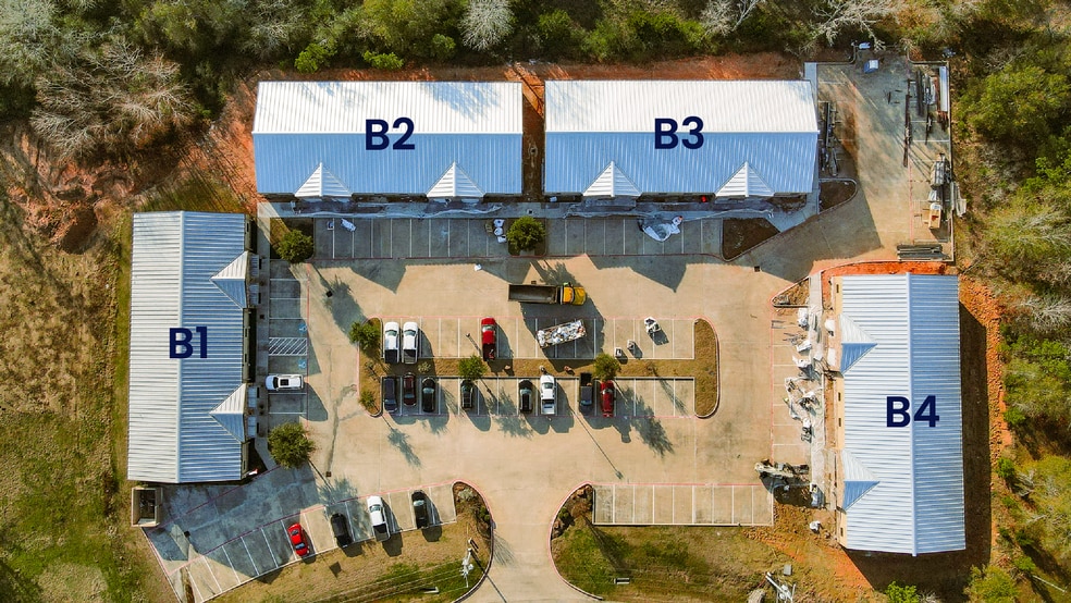 More Photos Of 15349 Summit Park Dr, Montgomery Unknown For Lease