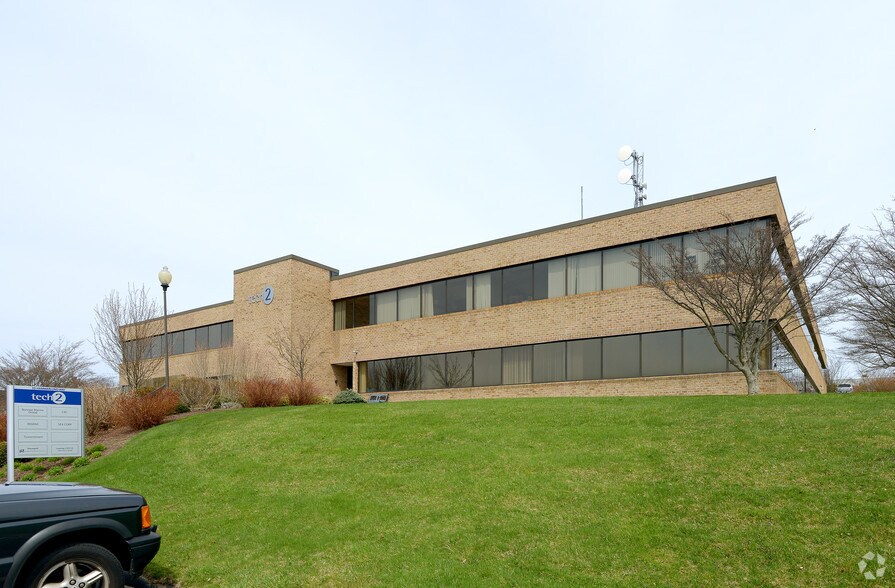 More Photos Of 55 Hammarlund Way, Middletown Office For Lease