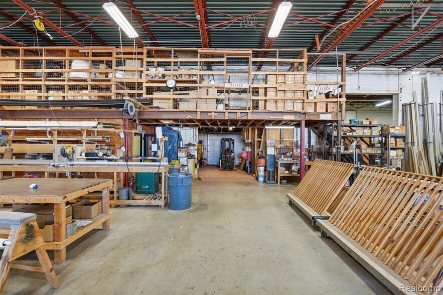 More Photos Of 415 N Lafayette St, South Lyon Warehouse For Sale