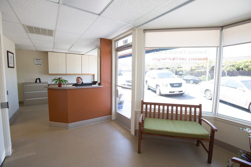 More Photos Of 987 Laurel St, San Carlos Storefront Retail Office For Sale