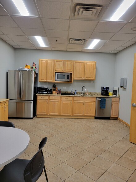 More Photos Of 1251 Humbracht Cir, Bartlett Warehouse For Sale