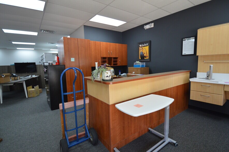 More Photos Of 2235 Lewisville Clemmons Rd, Clemmons Office Residential For Lease