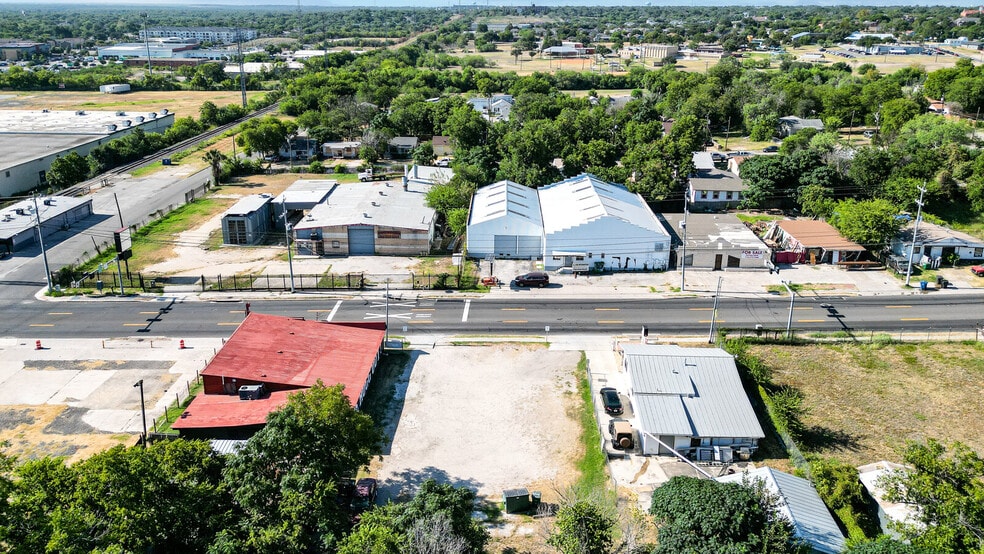 More Photos Of 2931 E Houston St, San Antonio Land For Sale
