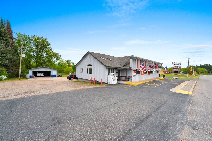 More Photos Of W11466 US Hwy 8, Dunbar Restaurant For Sale