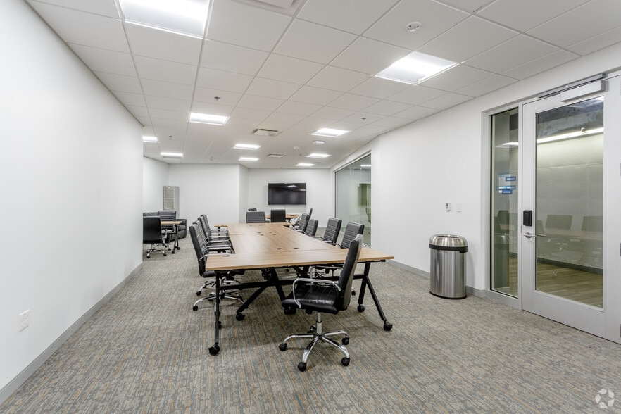 More Photos Of 1800 Genessee St, Kansas City Theater Concert Hall For Lease