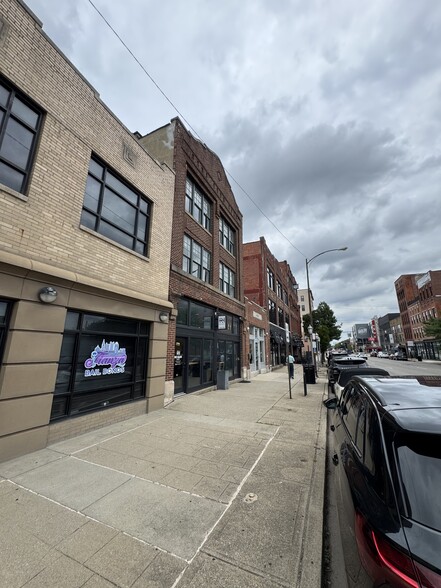 More Photos Of 108-110 E Main St, Columbus Storefront Retail Office For Sale