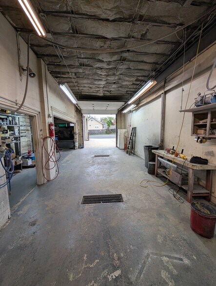 More Photos Of 158 S White Horse Pike, Audubon General Retail For Sale