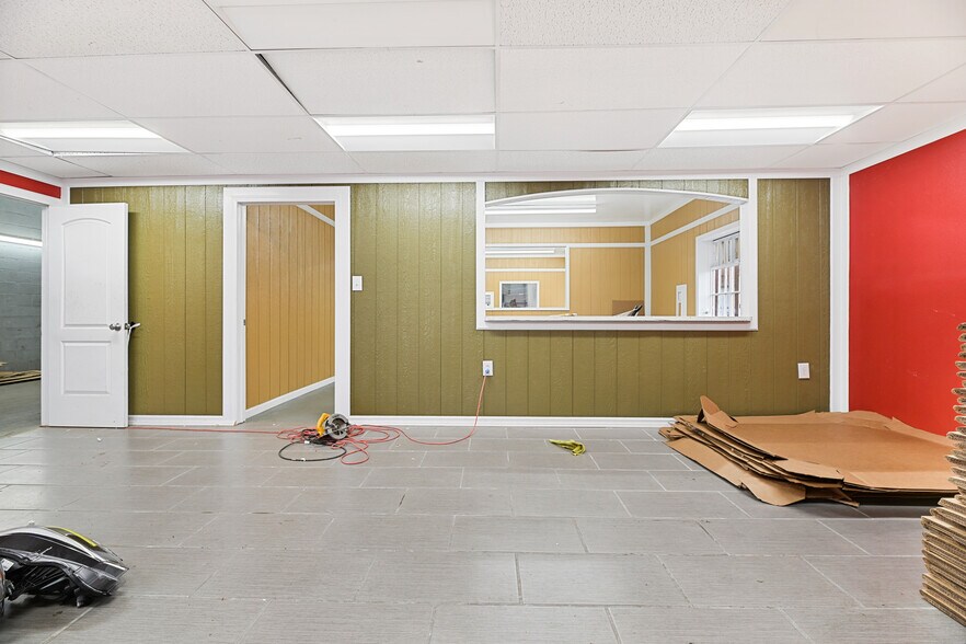 More Photos Of 7605 Barbara Ln, Clinton Industrial For Sale