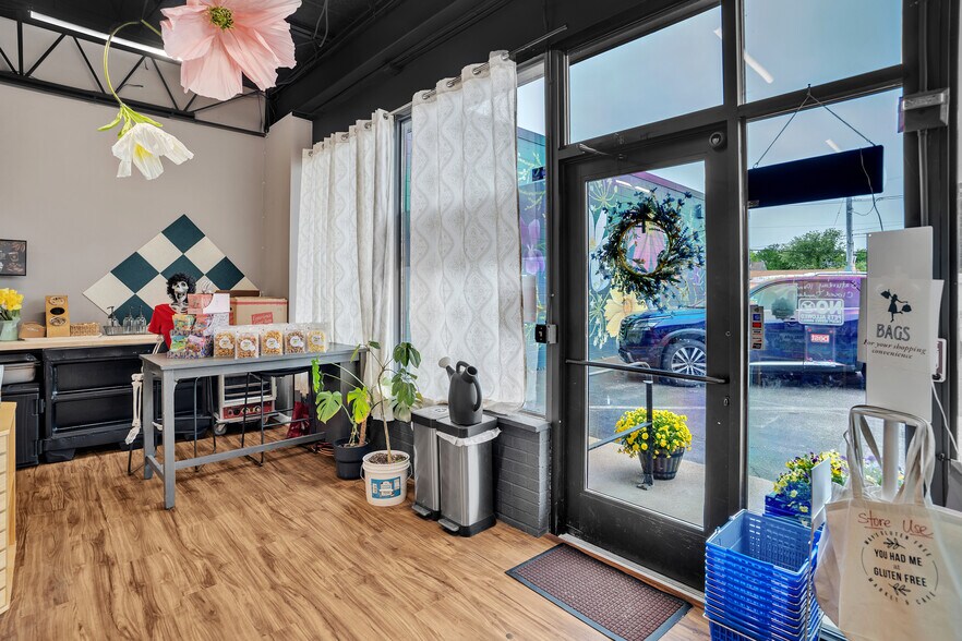 More Photos Of 5 Forbes St, Riverside Freestanding For Sale