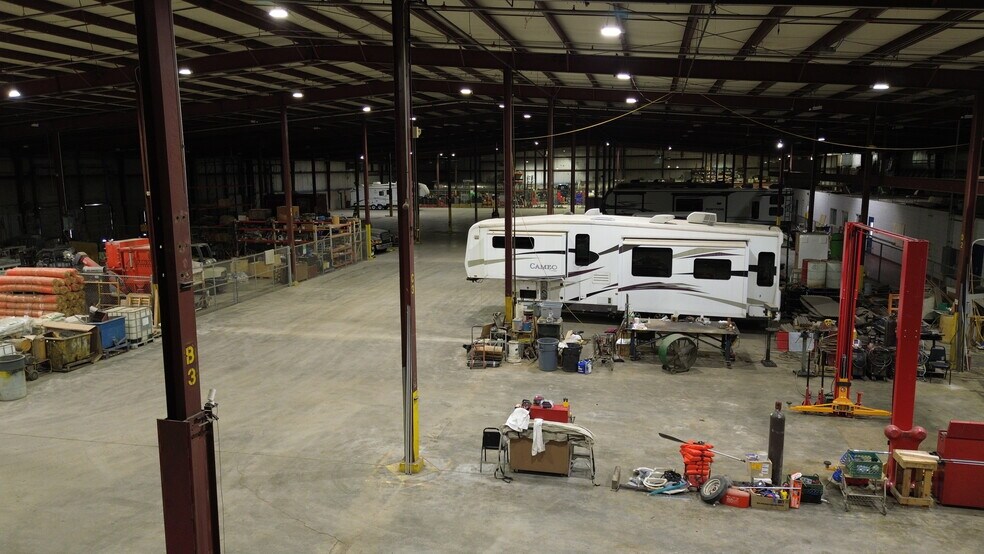 More Photos Of 43029 Industrial Park Rd, Cadiz Warehouse For Sale