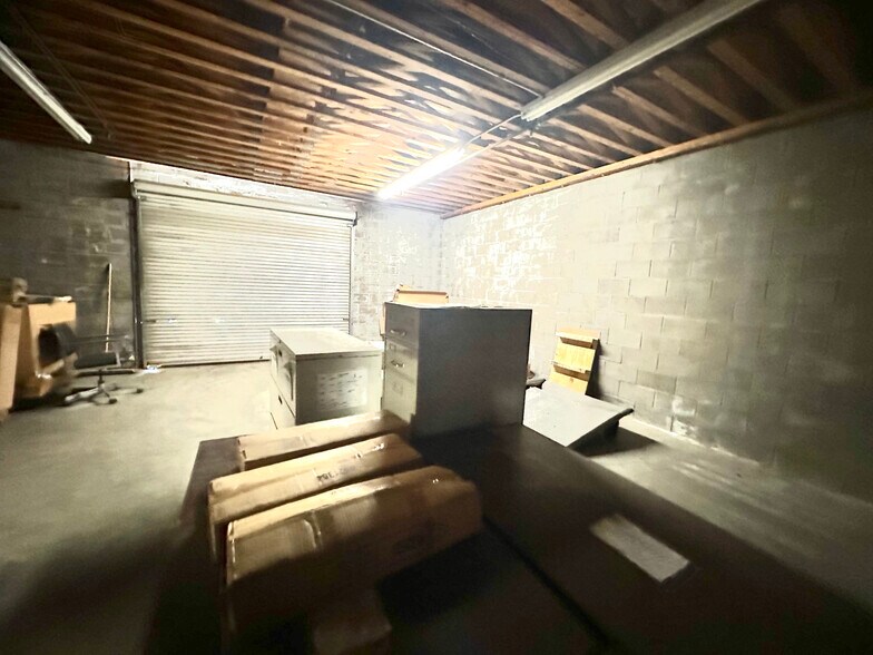 More Photos Of 25 N Main St, Moultrie Office For Sale