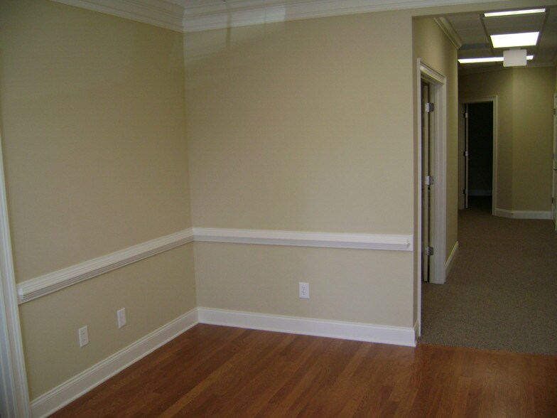 More Photos Of 3855 Shallowford Rd, Marietta Medical For Sale